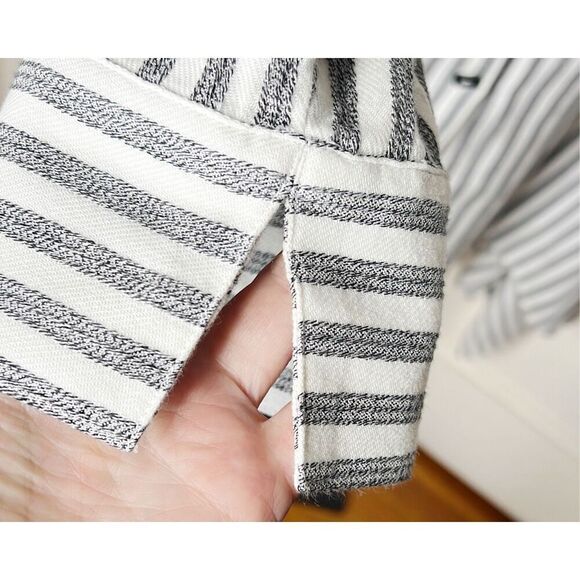 Soft Surroundings Standout Asymmetrical Striped Button Up Tunic Large - Picture 7 of 9